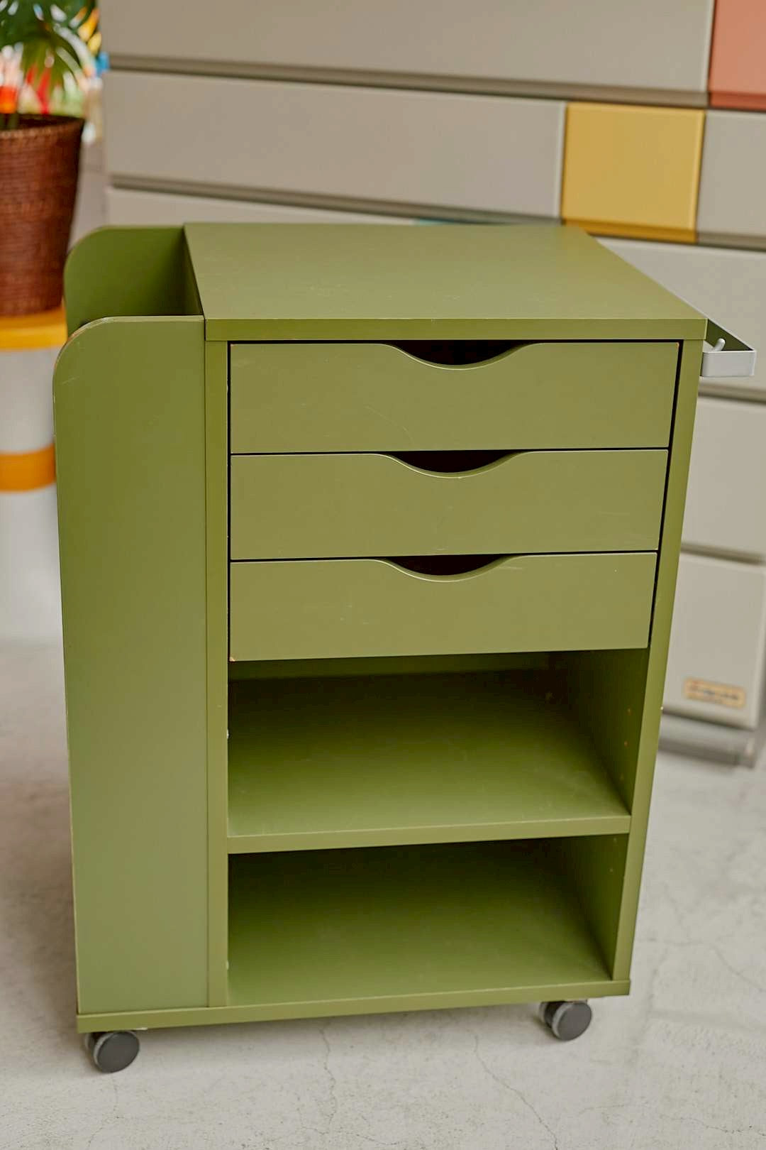 Olive Storage Wagon