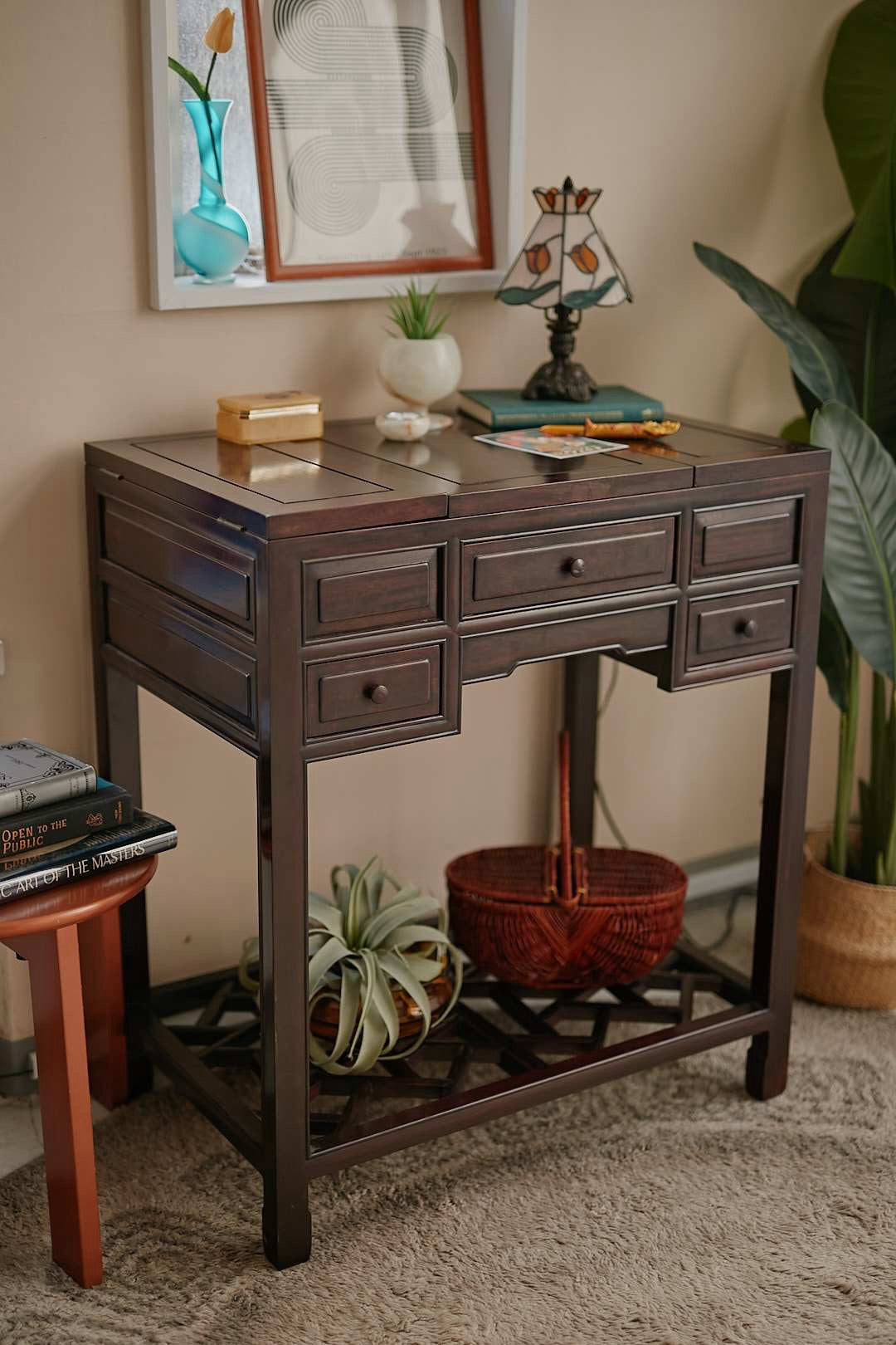 Oriental Dressing Console