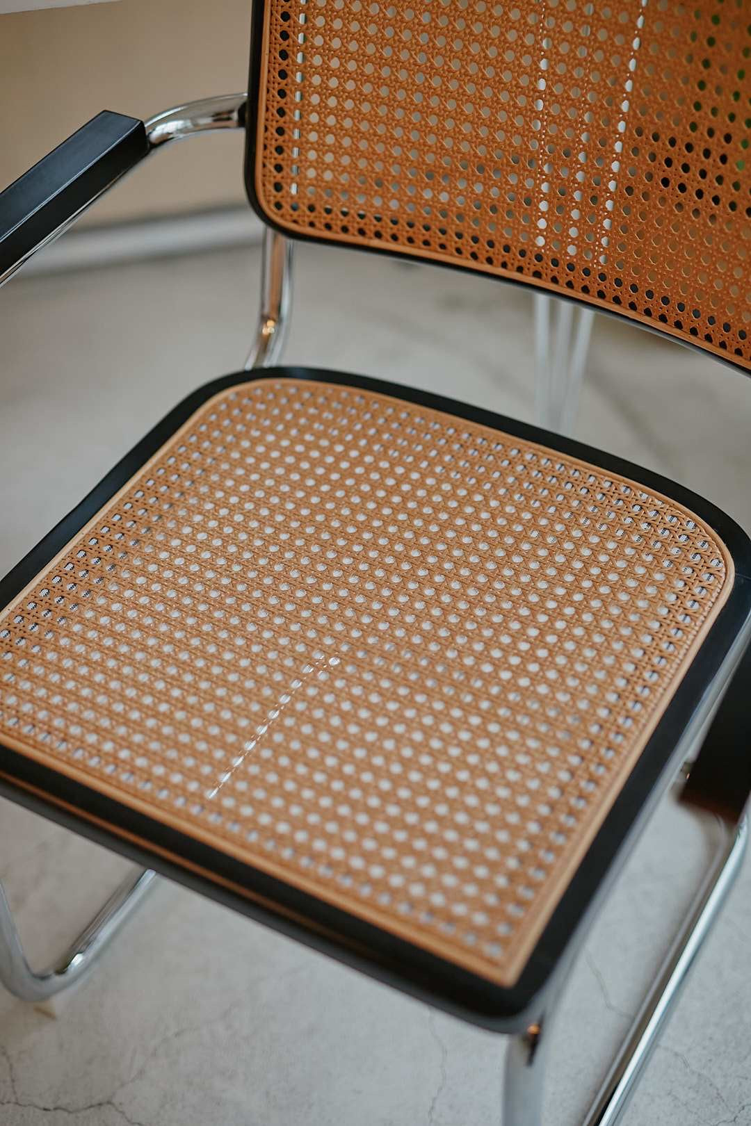 Cesca Cantilever Chair
