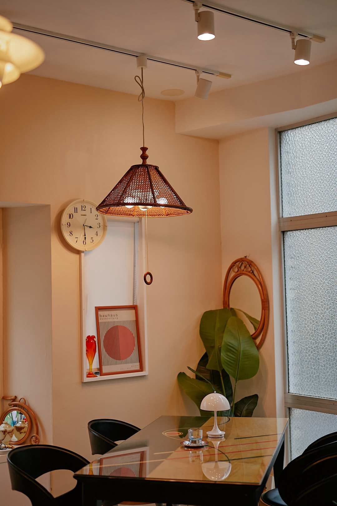 Rattan pendant light