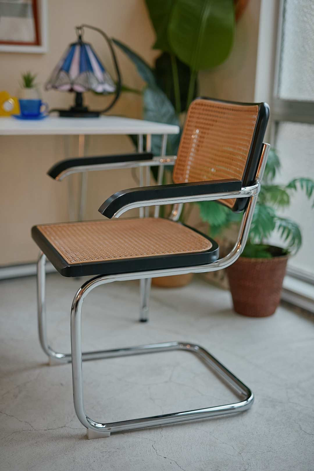 Cesca Cantilever Chair