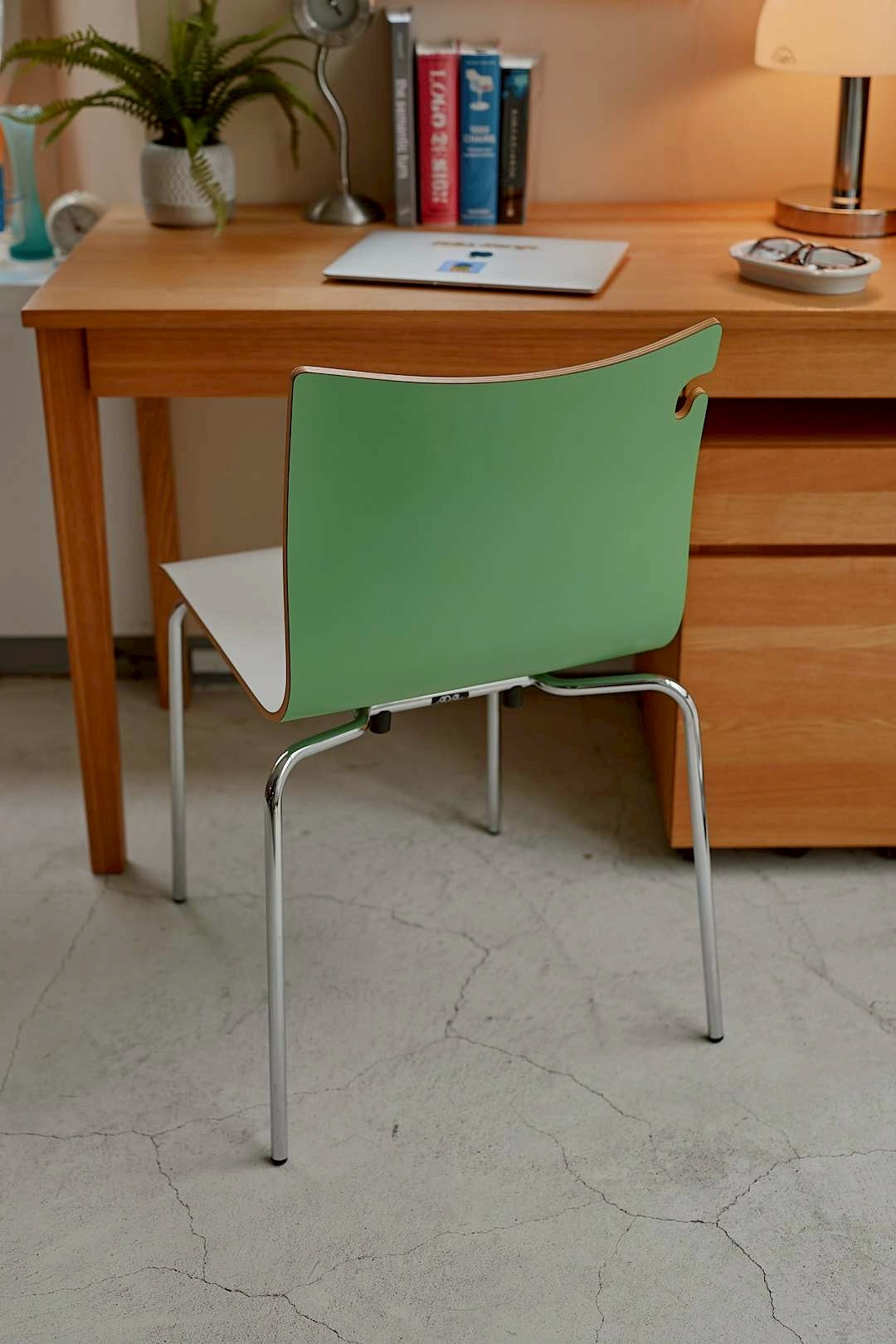 Hook Green Chair