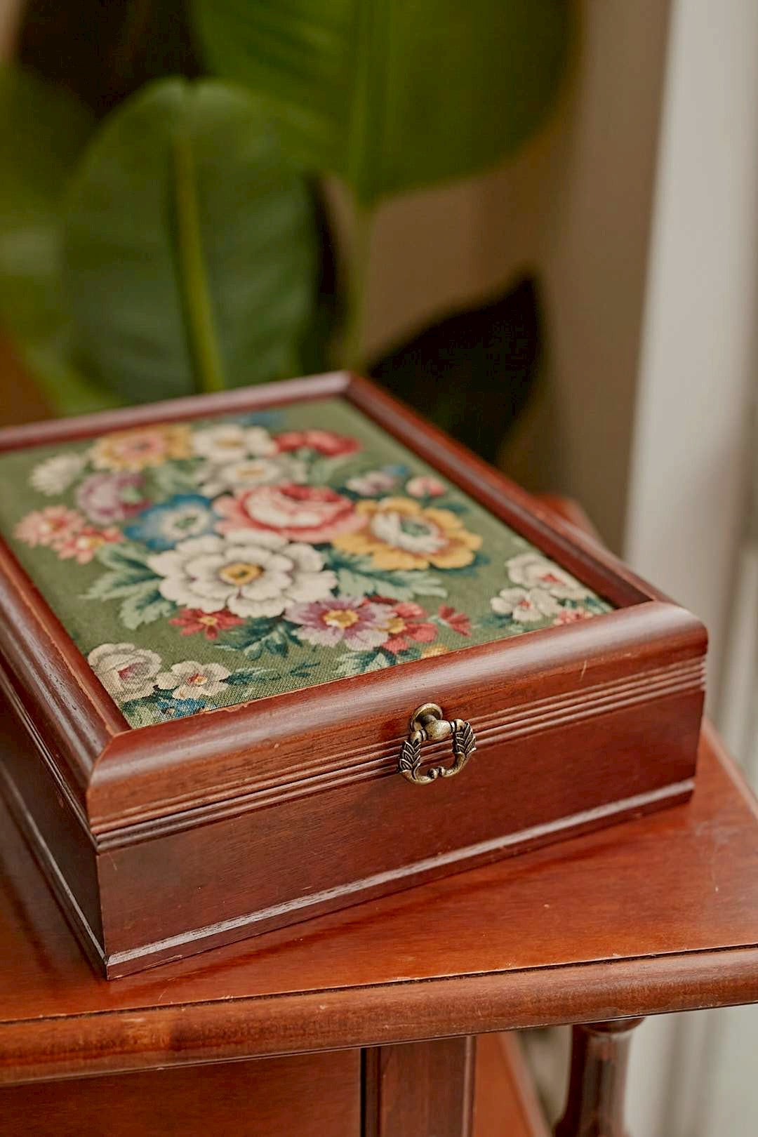 Flower fabric jewelry box