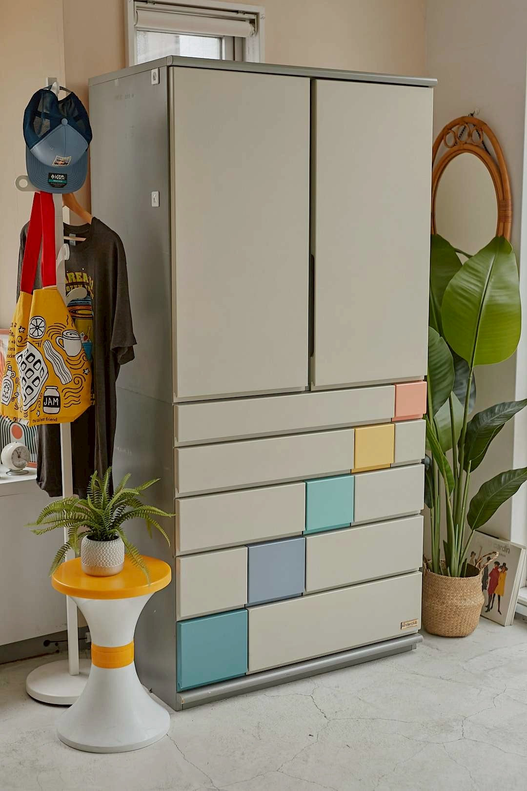 Pastel Accent Wardrobe
