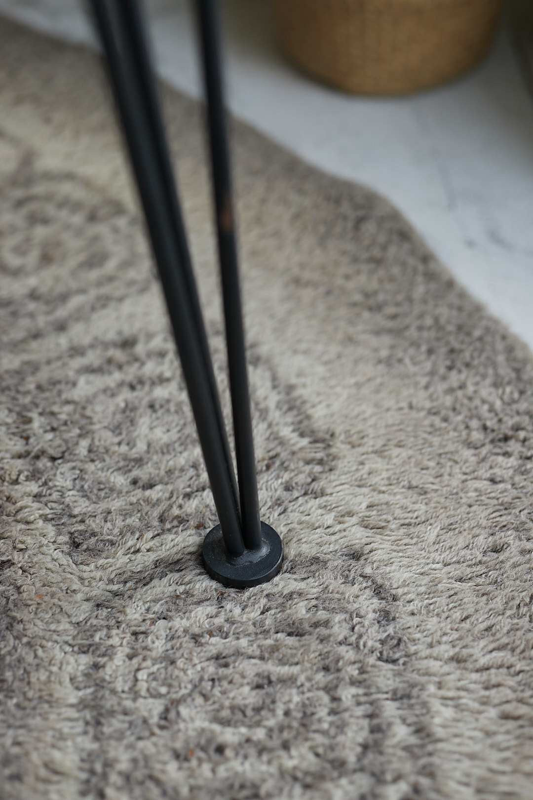 DULUTON Hairpin Leg Dining Table