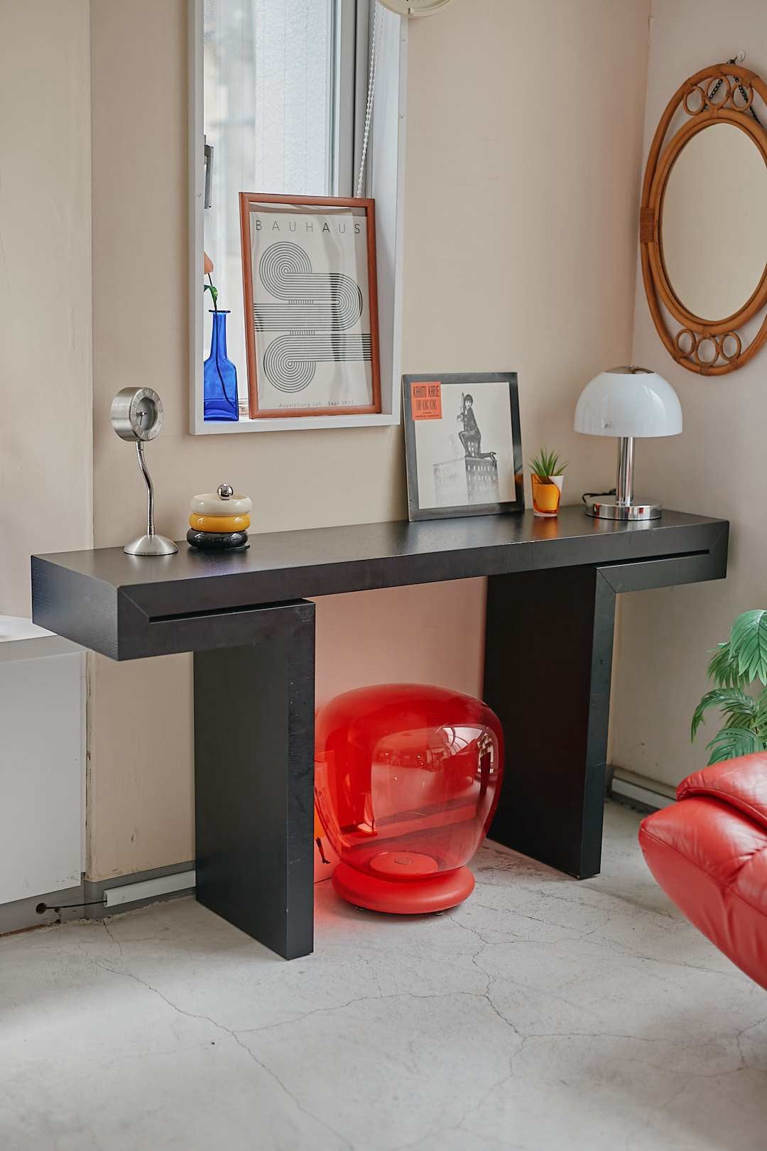 Black Monolith Console