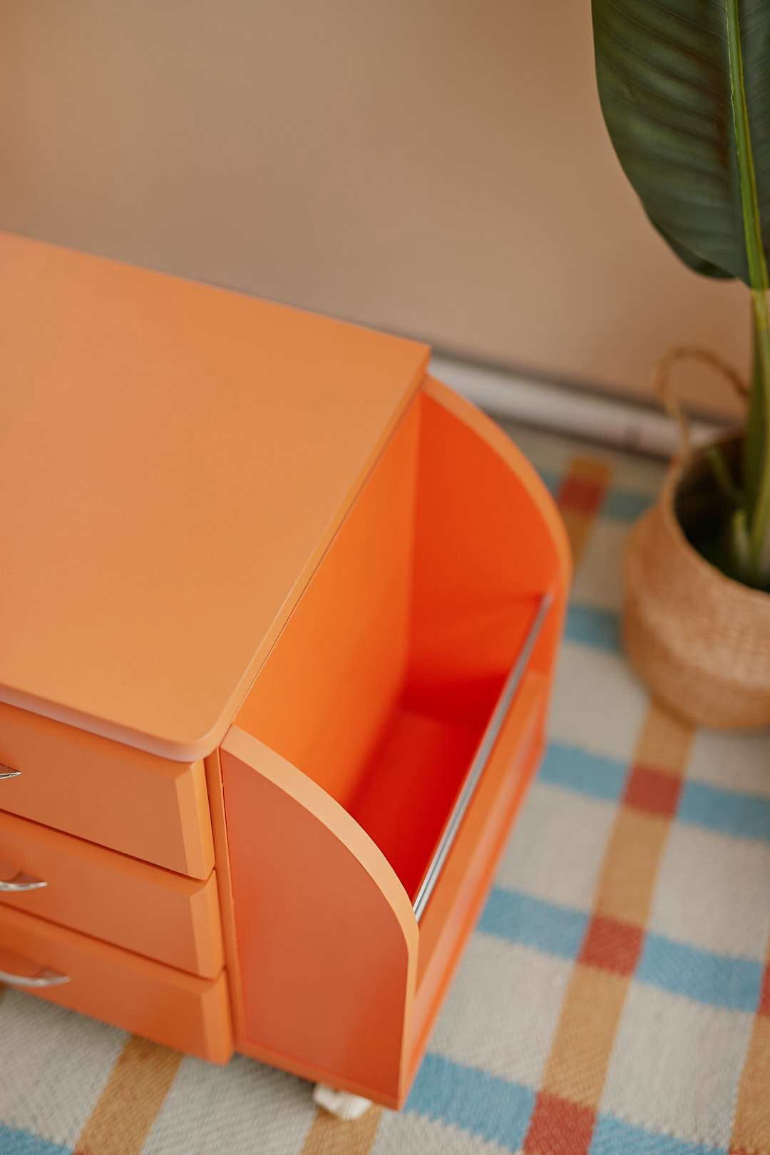 Orange Round Side Wagon