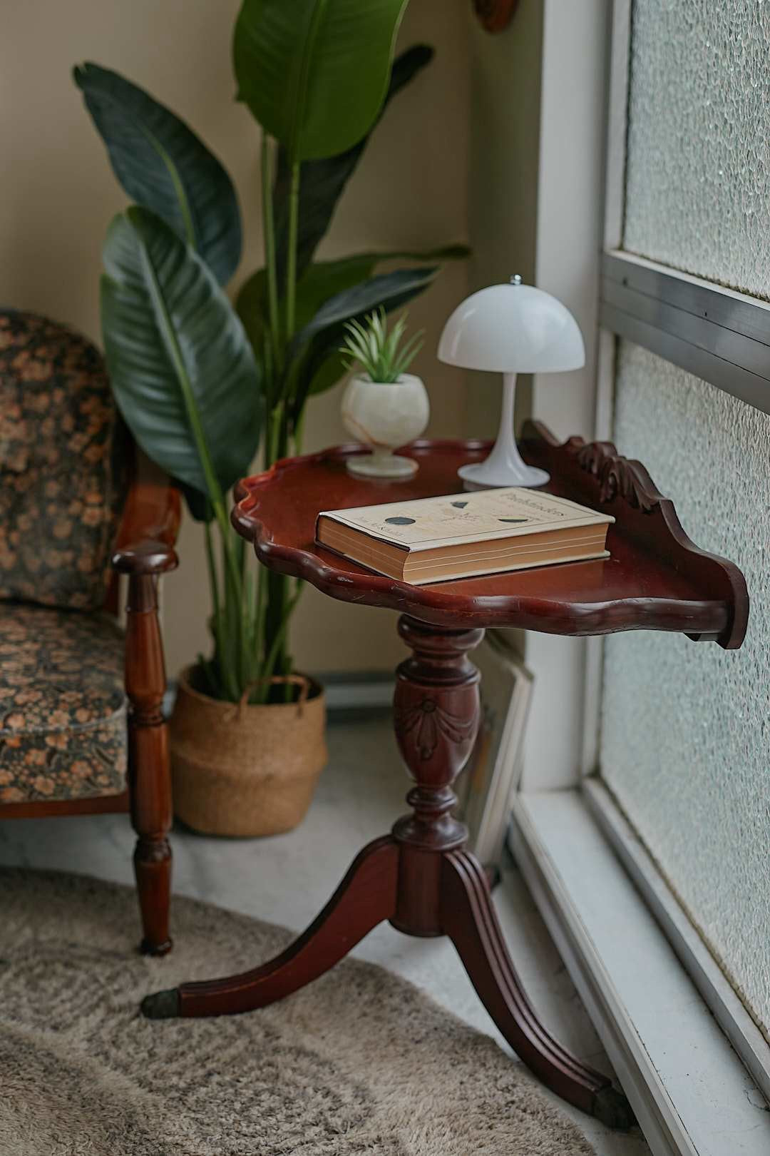 Classic Mahogany Side Table