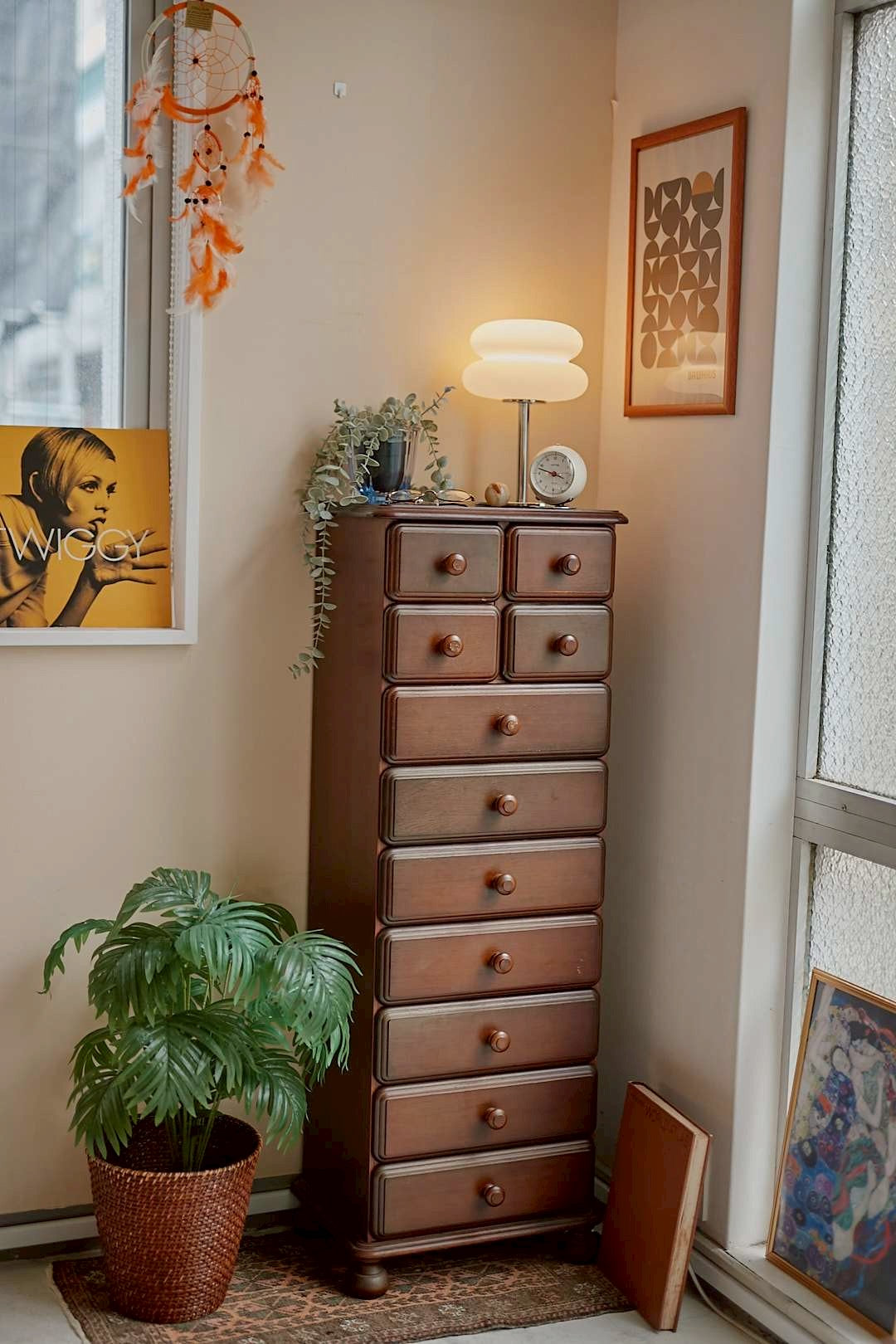 Wood colon handle chest