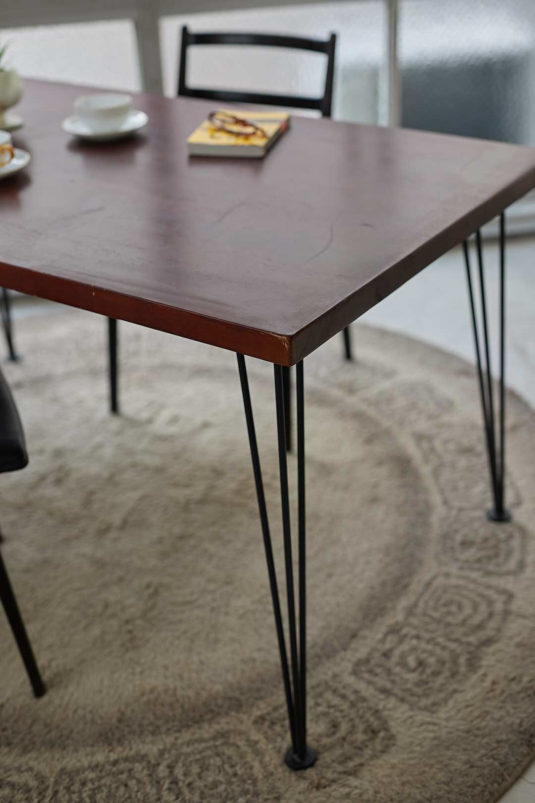 DULUTON Hairpin Leg Dining Table