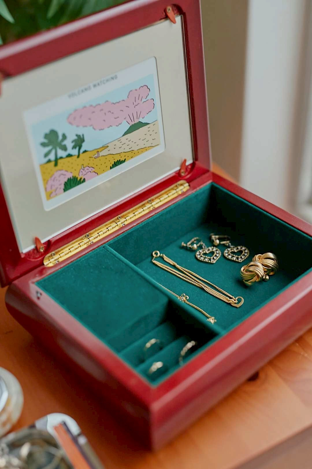  Cherry wood jewelry box