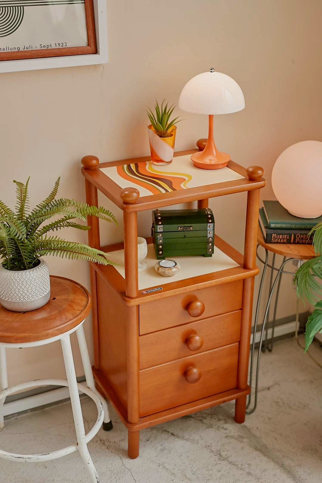 RetroPop Side Chest
