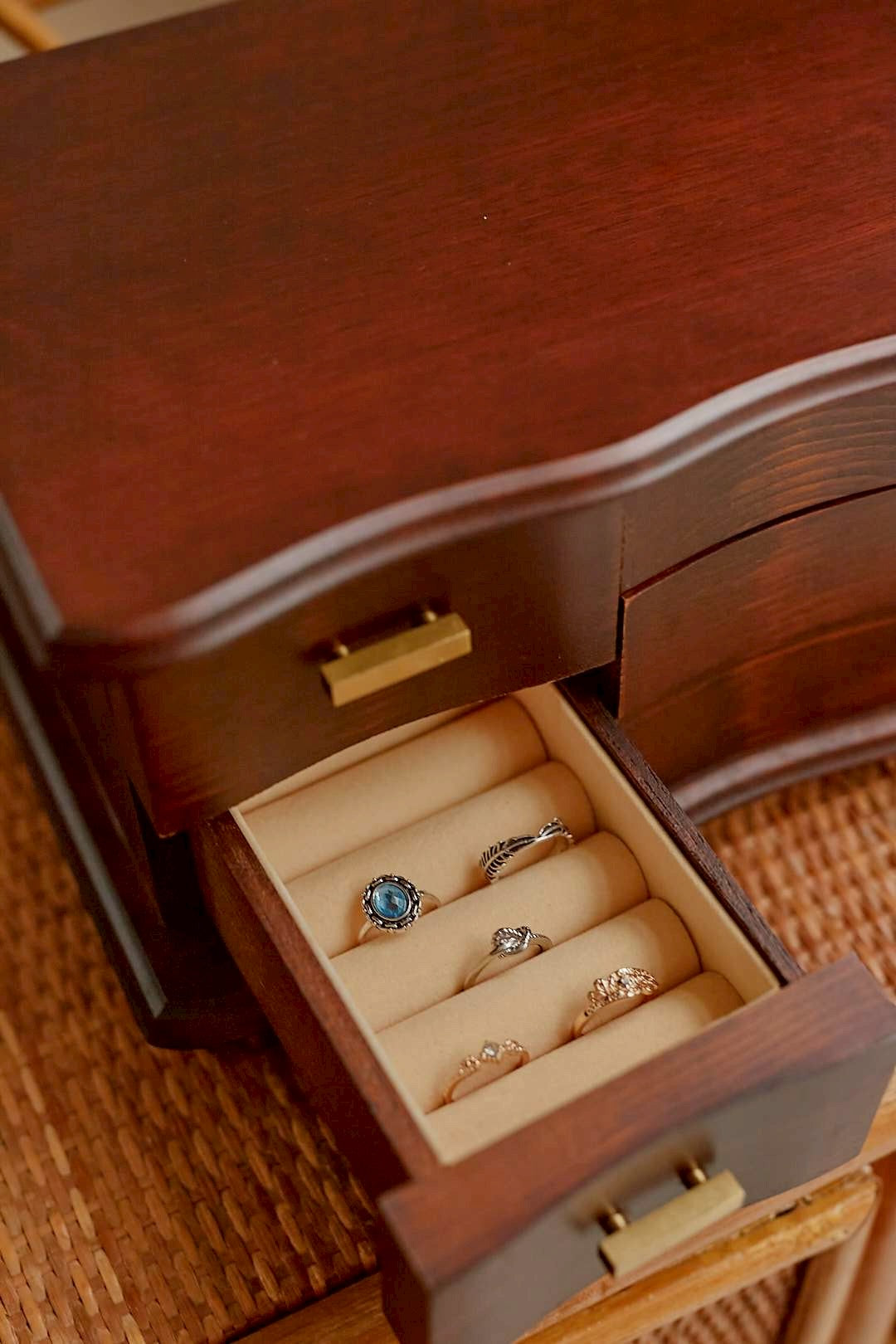 Classic Wood Accessory Box