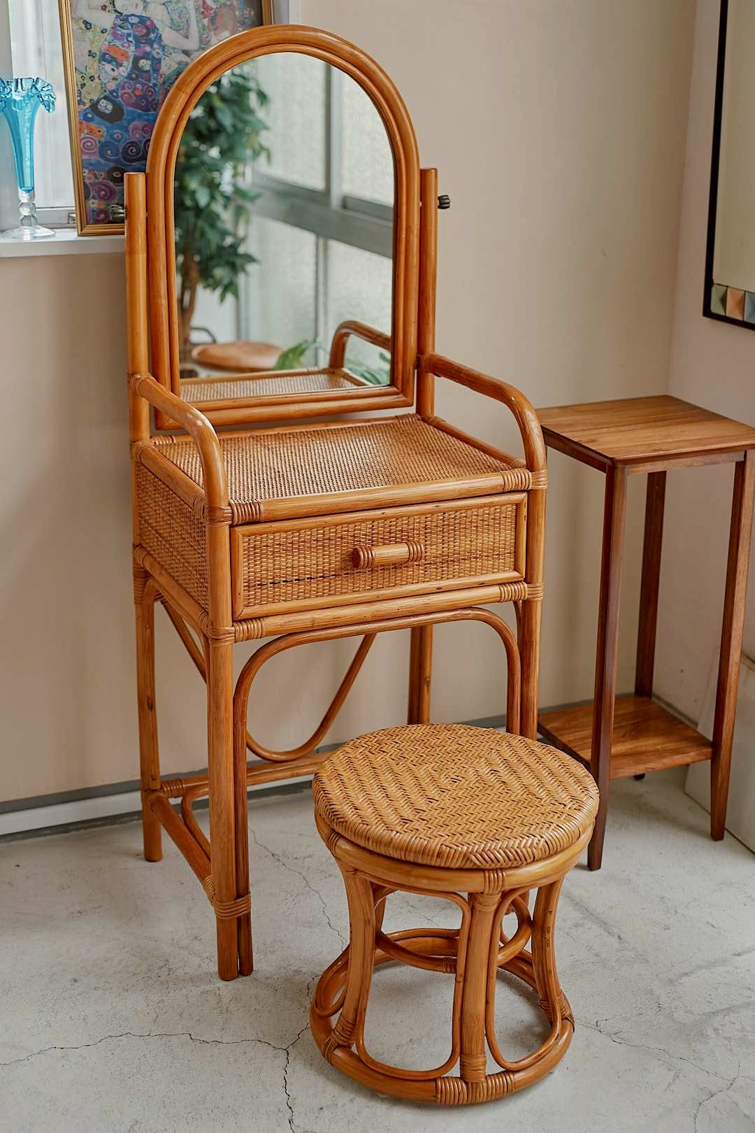Rattan Arch Mirror Dresser Set
