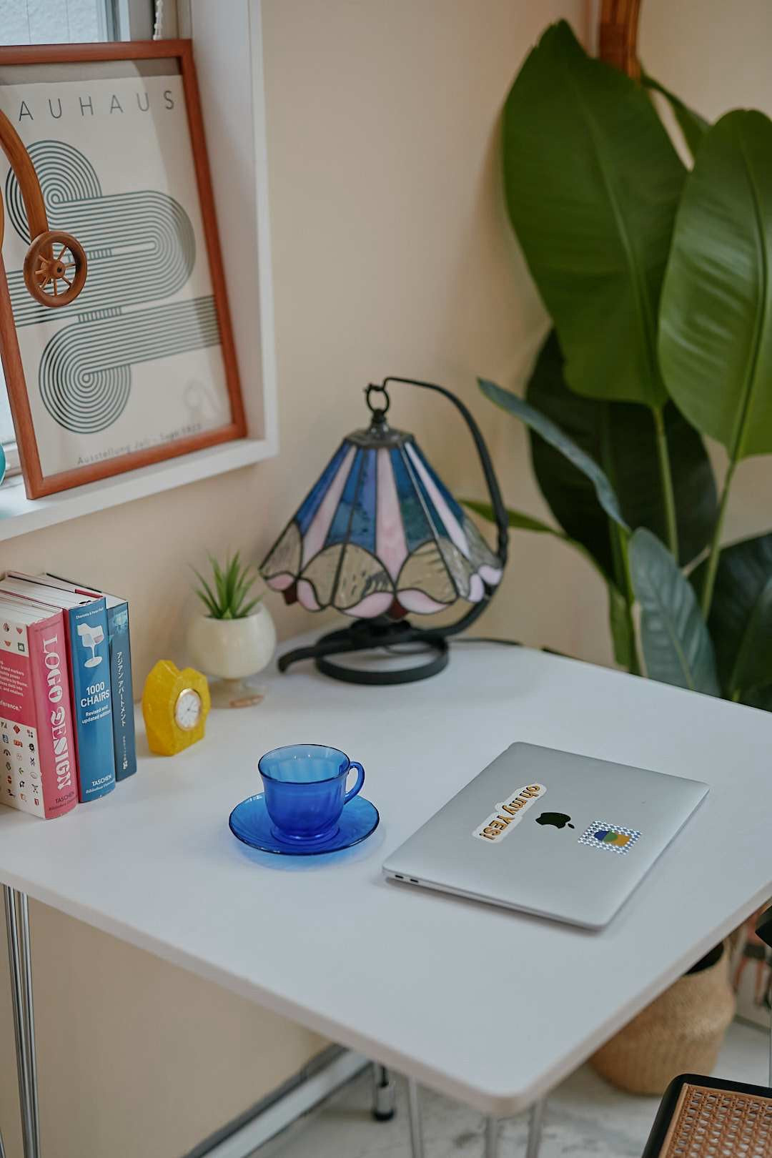 Slim Leg Work Table