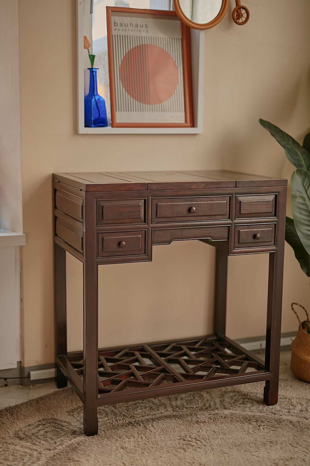 Oriental Dressing Console