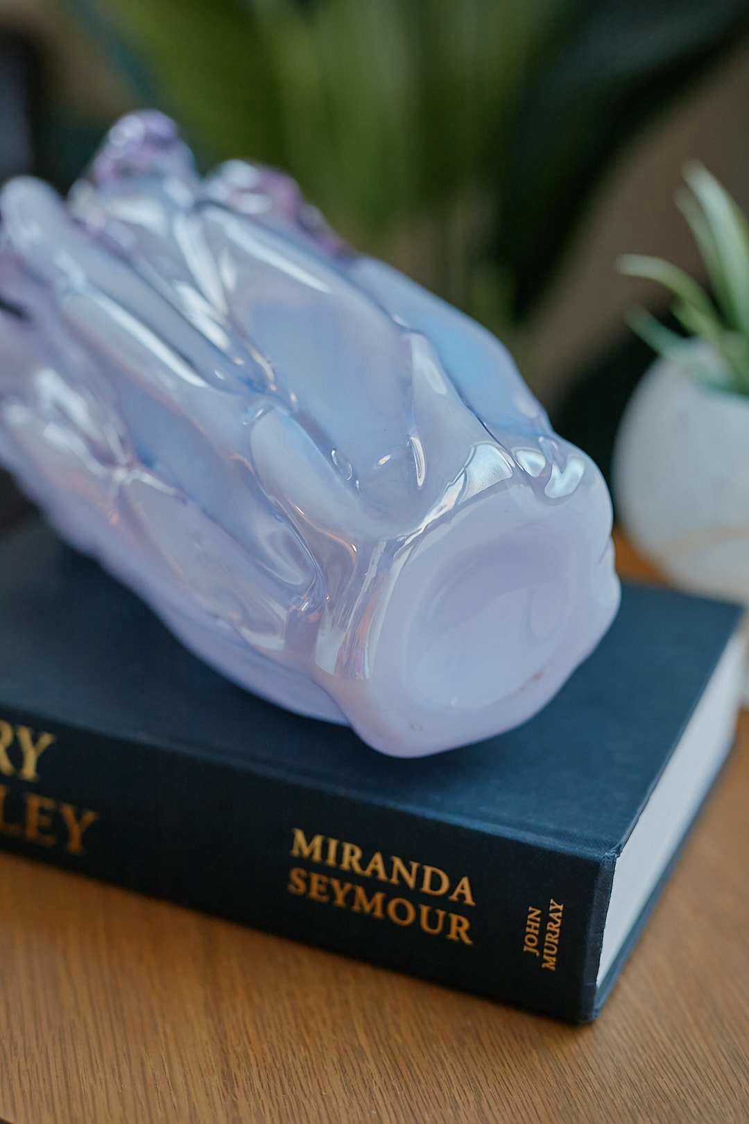 Aurora Lavender Frill Vase