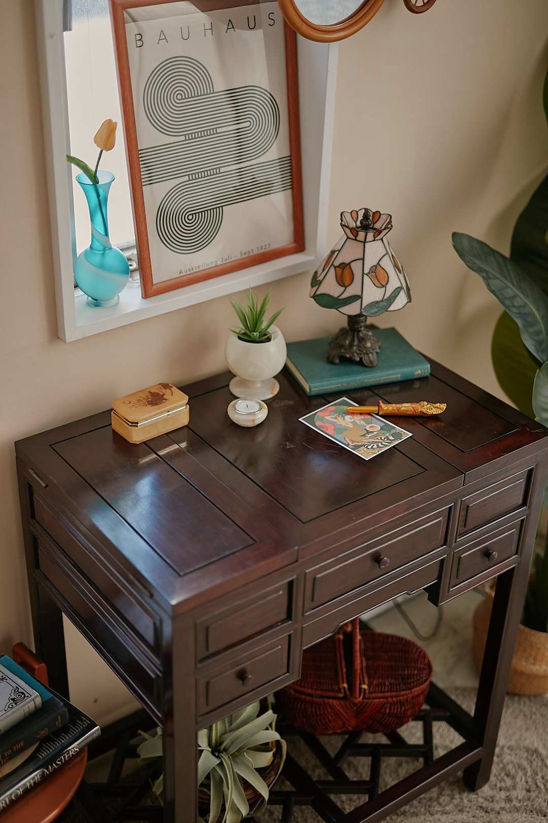 Oriental Dressing Console