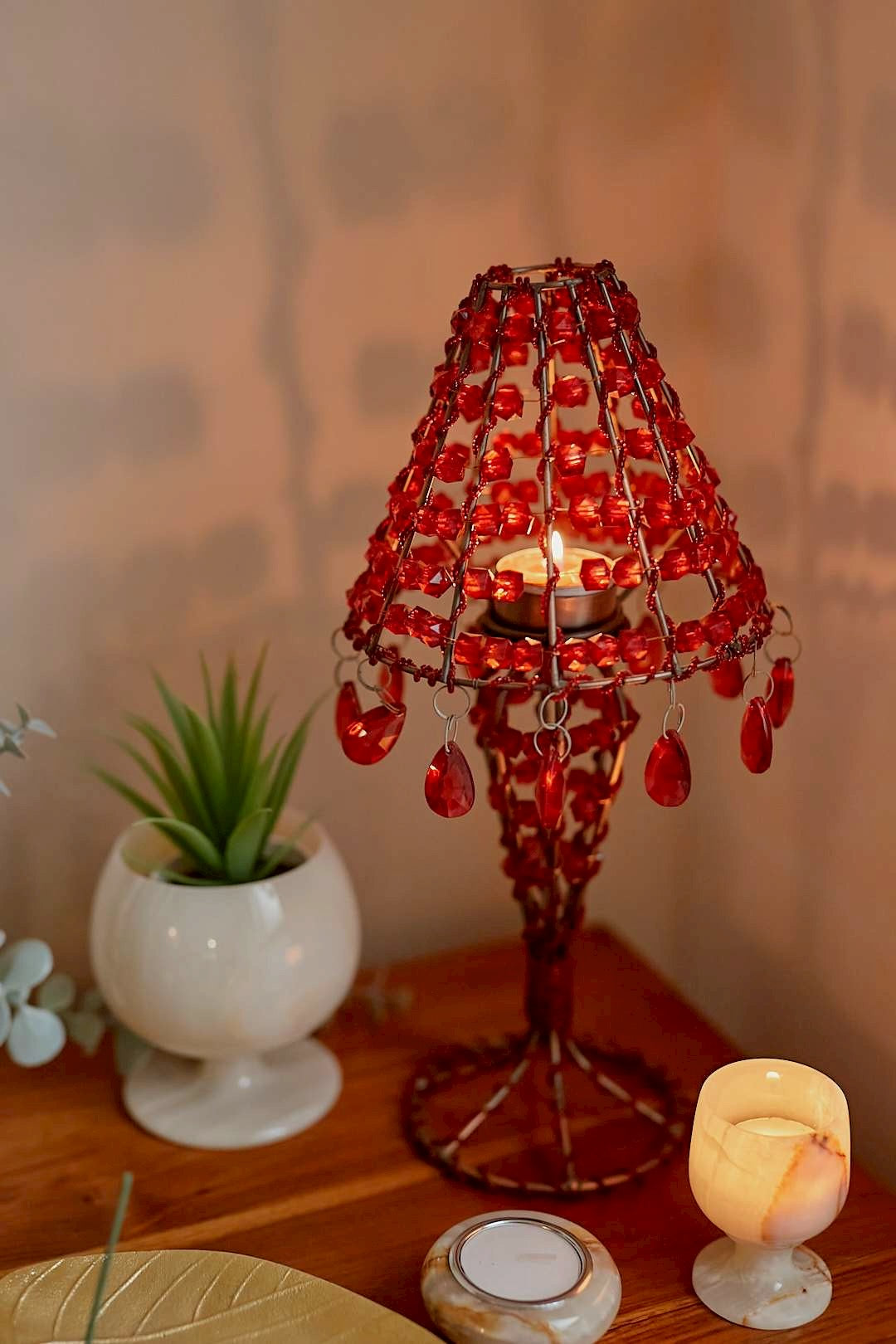 Red beads candle stand