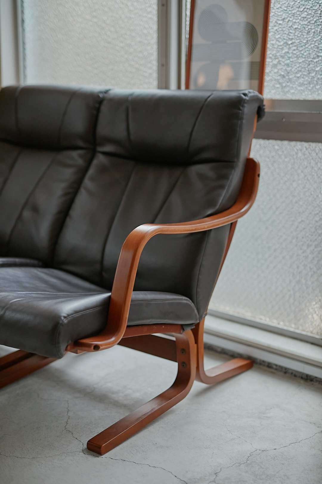 冨士ファニチアCurve Wood Leather Sofa