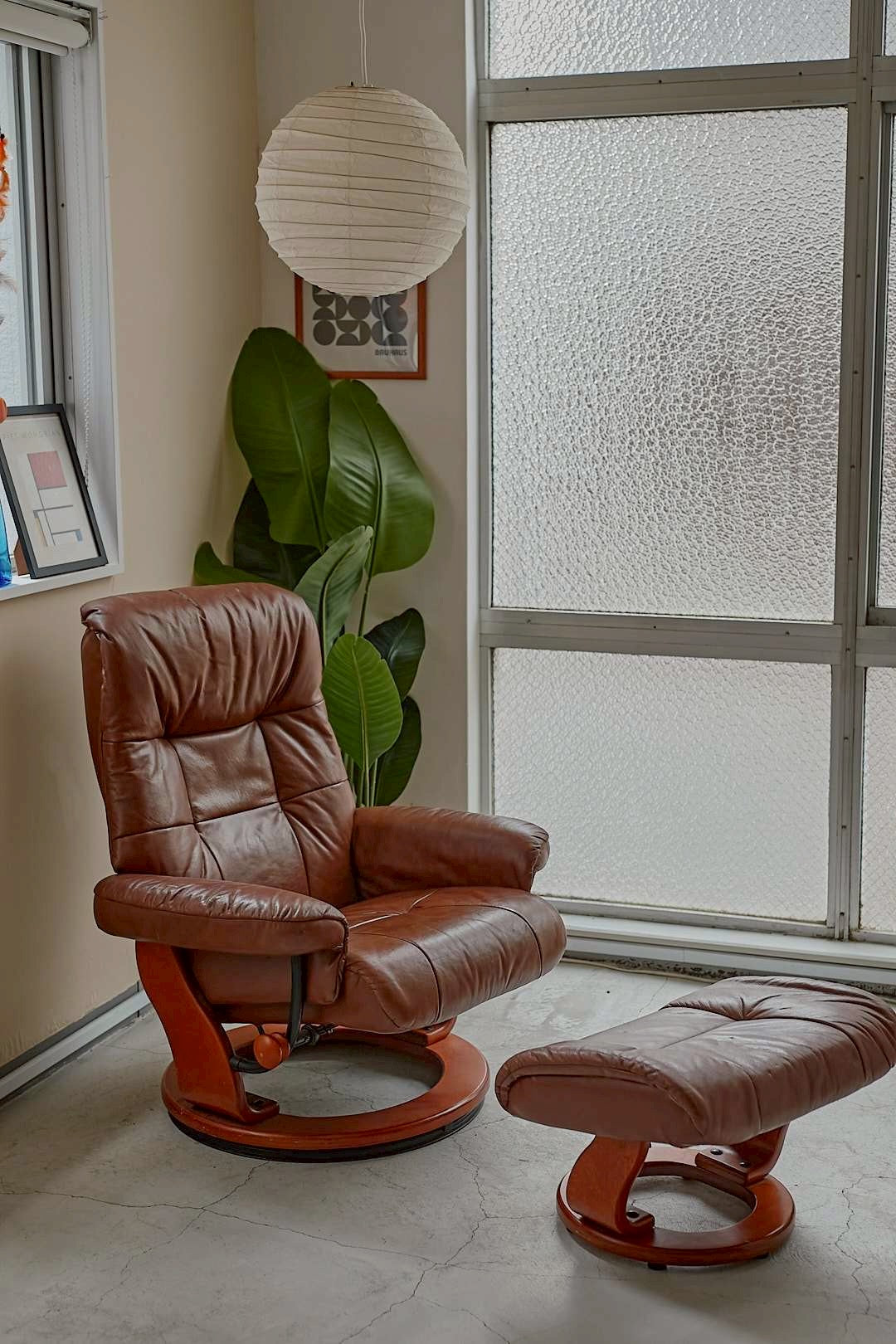 Leather Lounge Ritual
