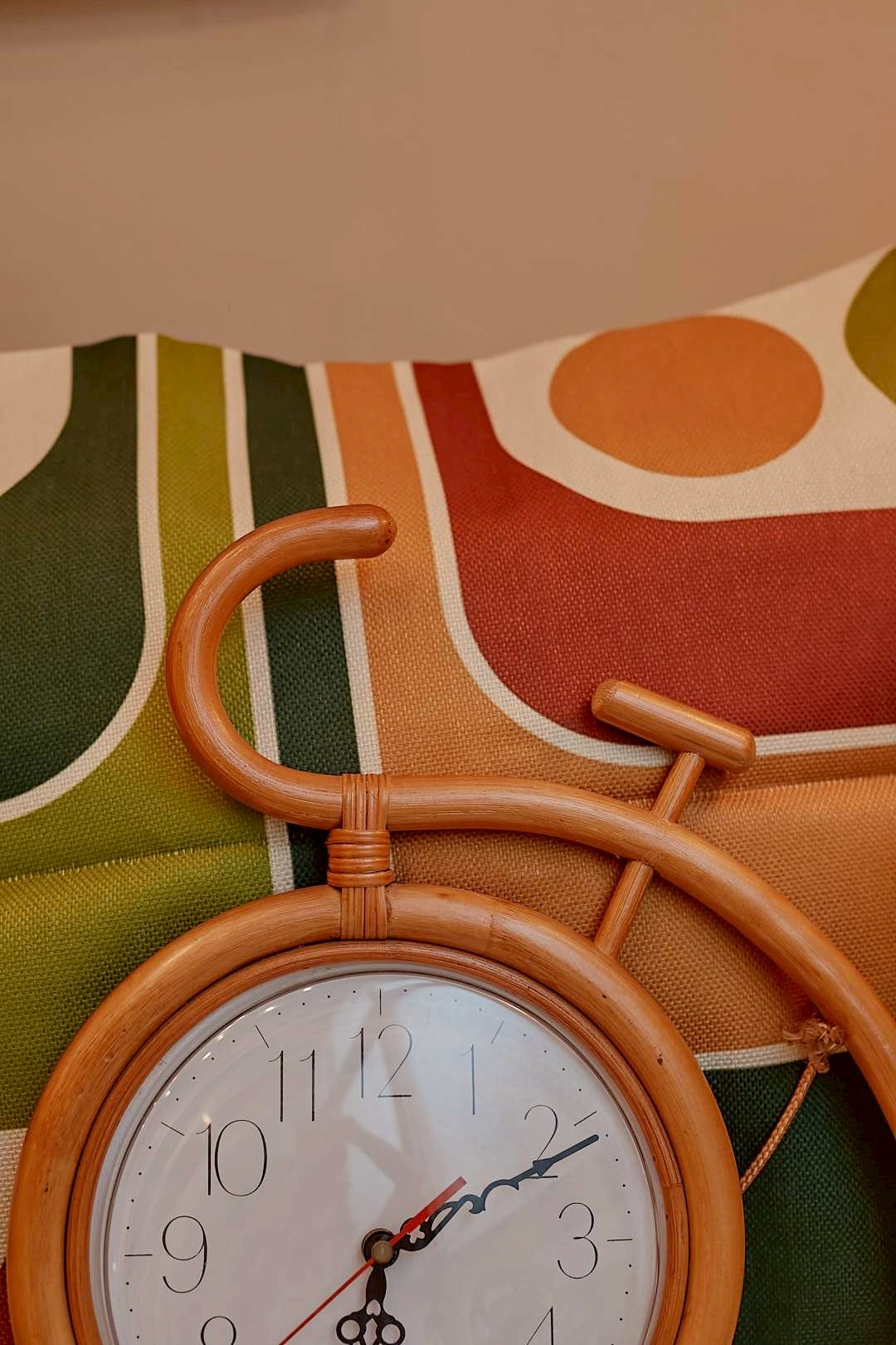 Rattan Bicycle Clock