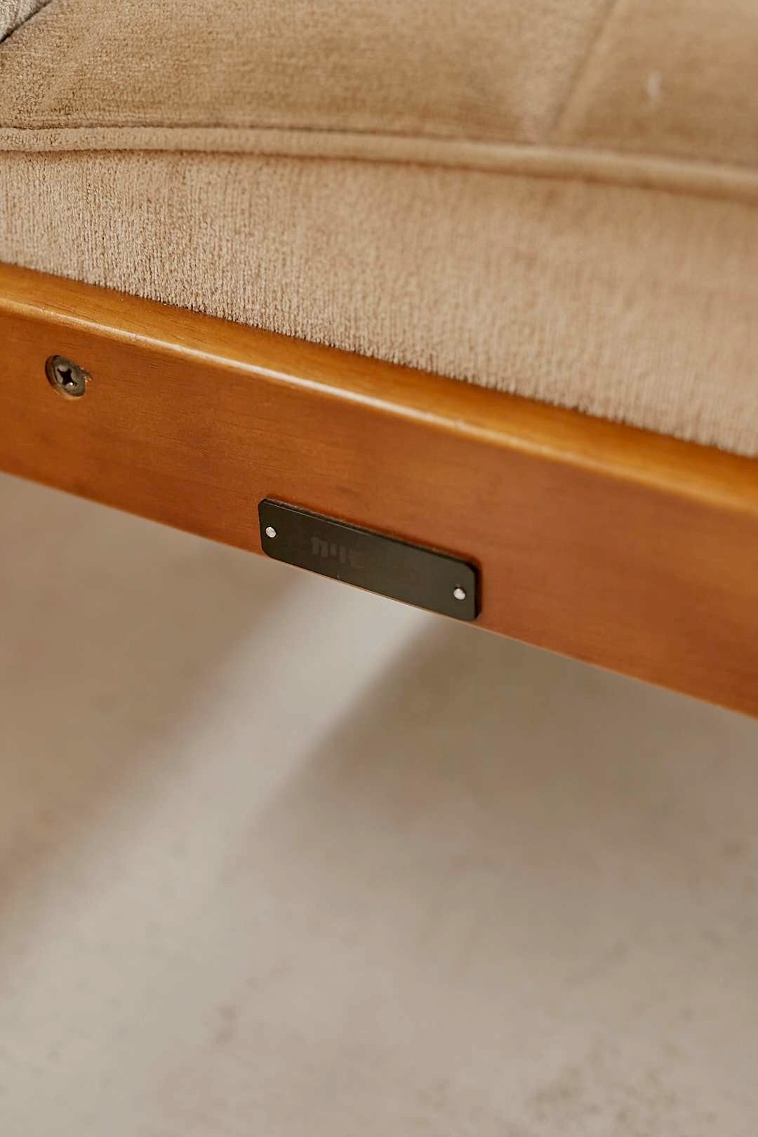 カリモク60 Barolo Beige K-Chair 2 Seater