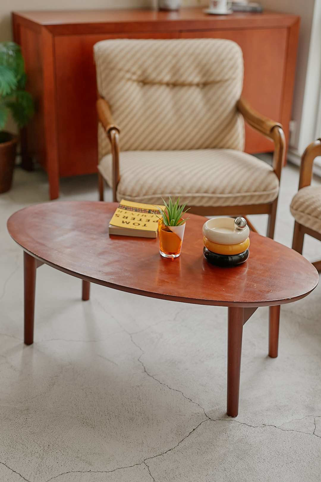 Oval Folding Table