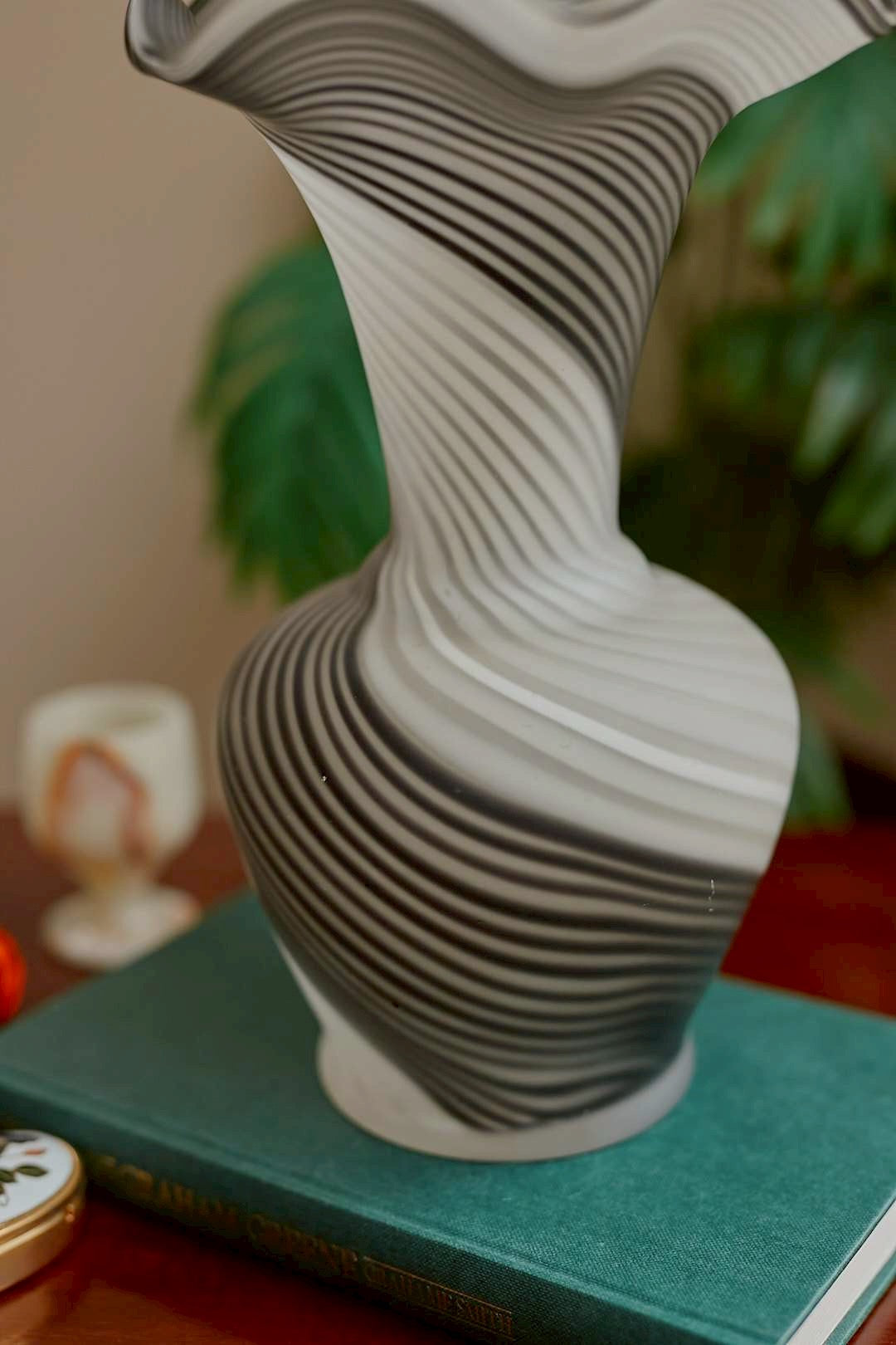 Twist Monotone Art Vase