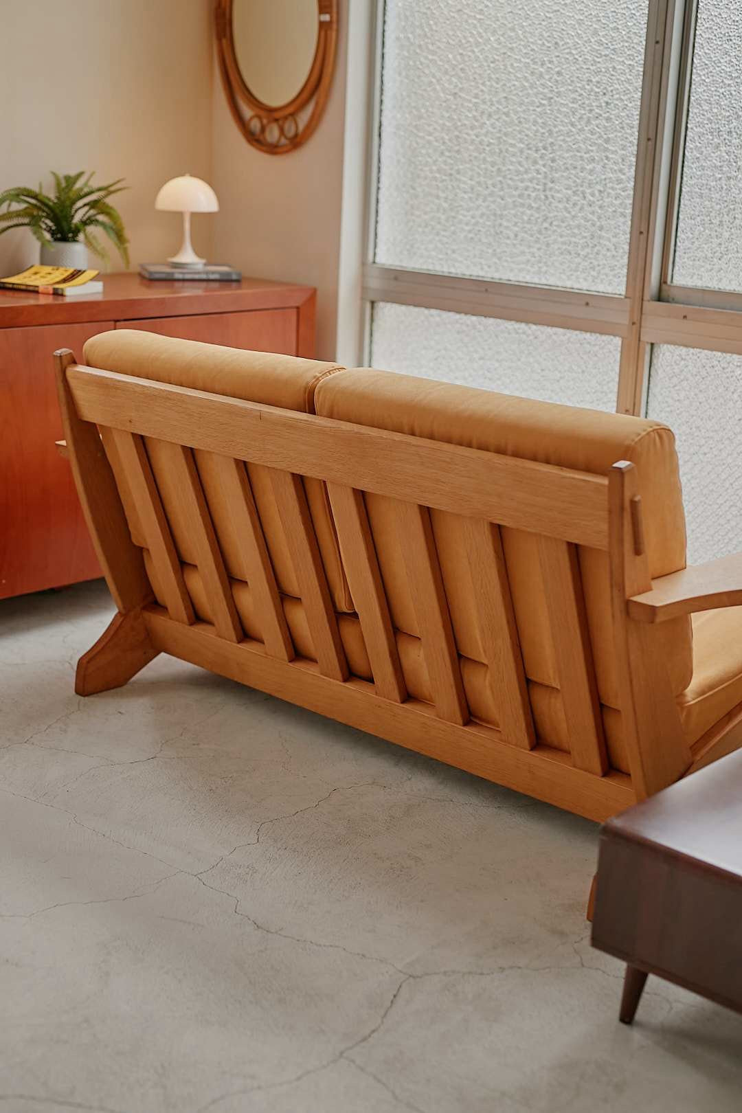 柏木工 Yellow Fabric & Oak Flame Sofa