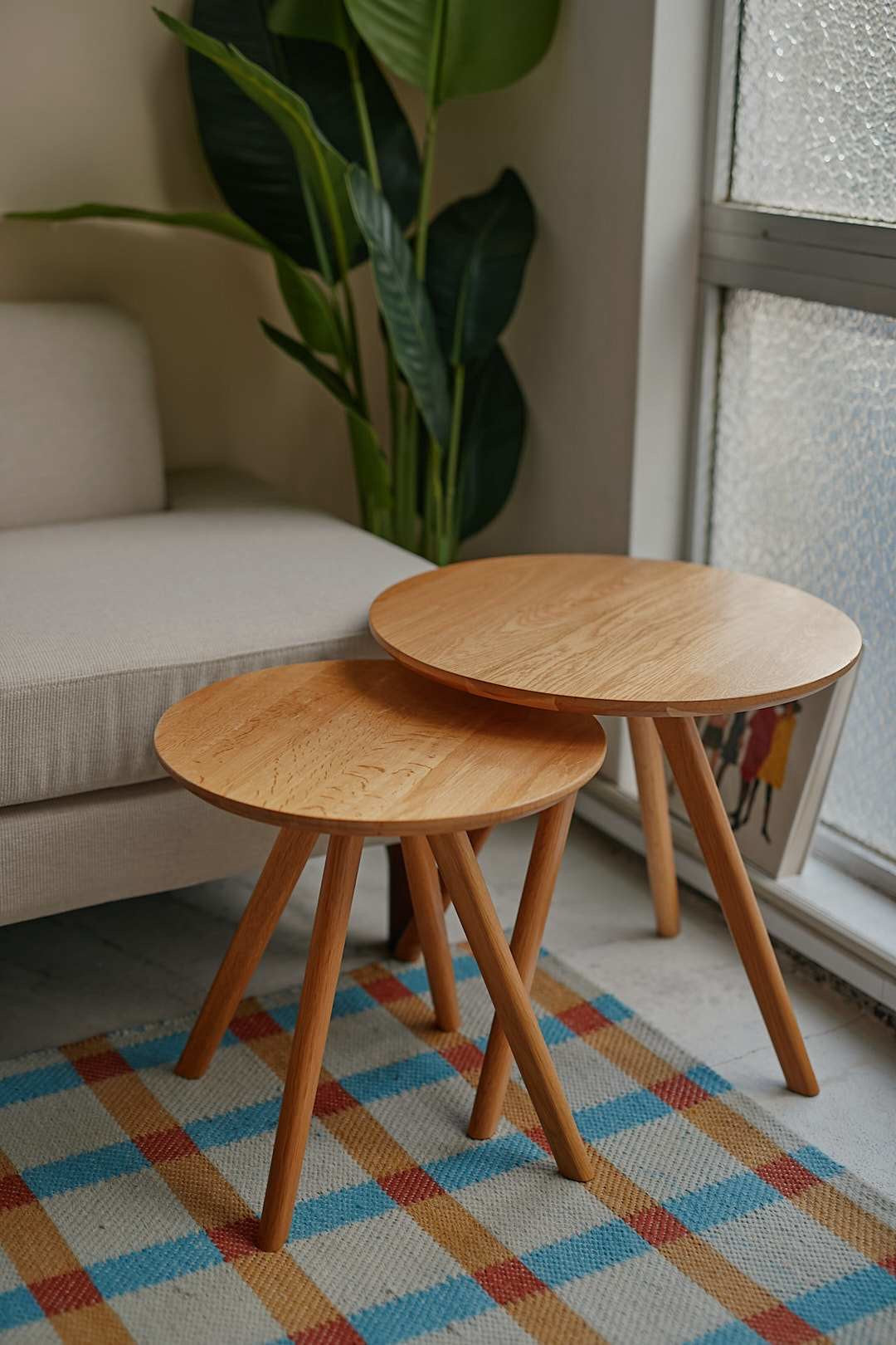 Oak Nesting Table