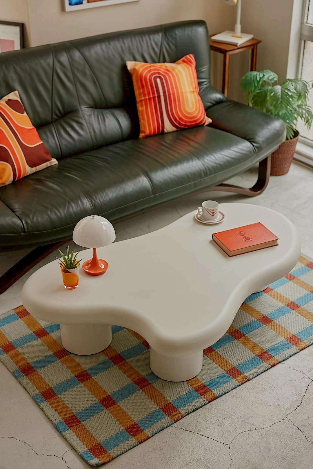 Streamline Wave Table