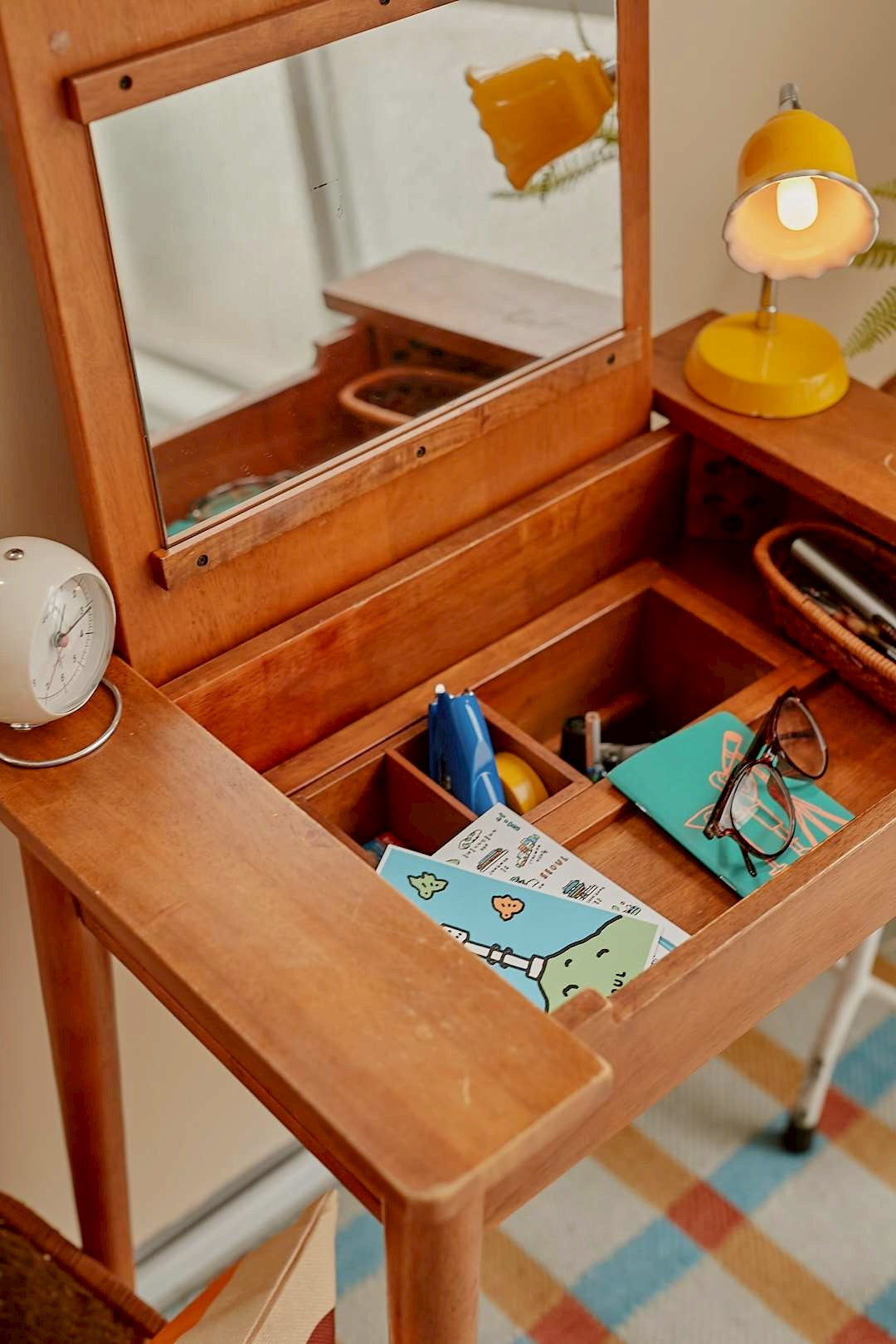 Hidden Vanity Desk