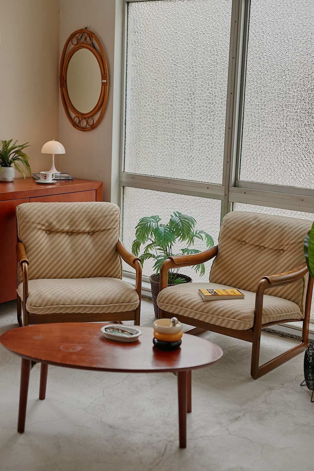 カリモク Stripe Arm Sofa