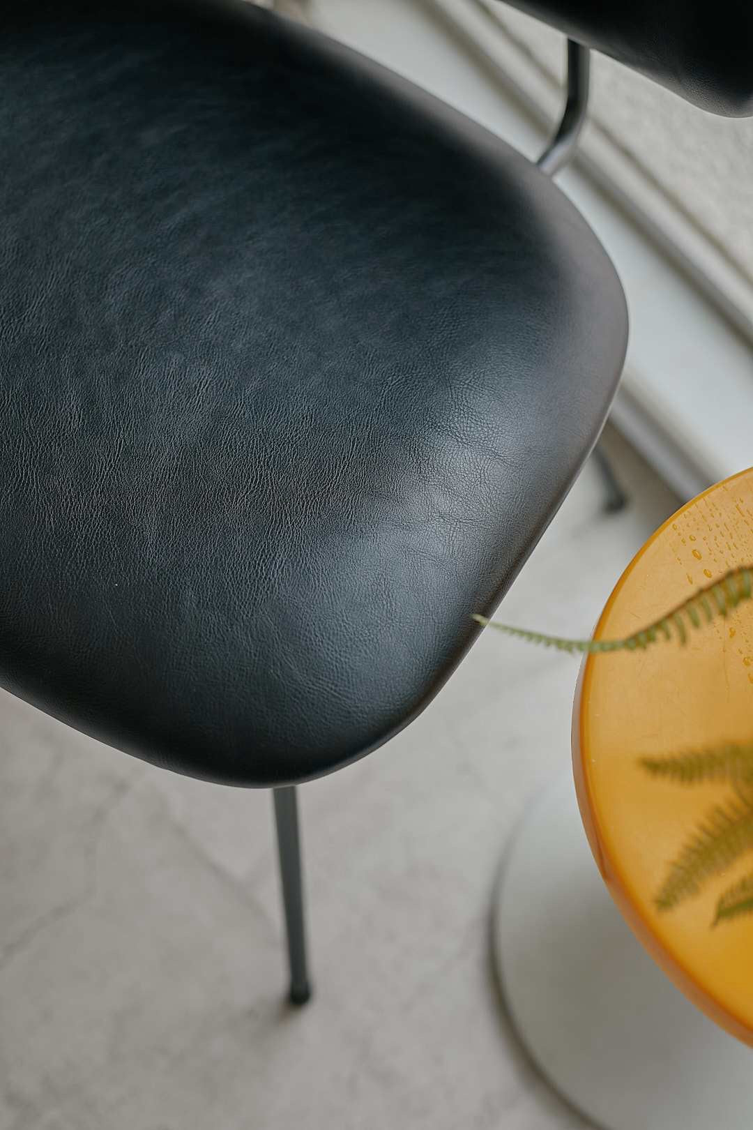 ABOCK CHAIR/black