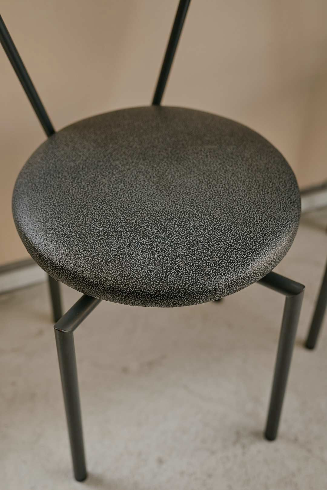 Swing Black Chair