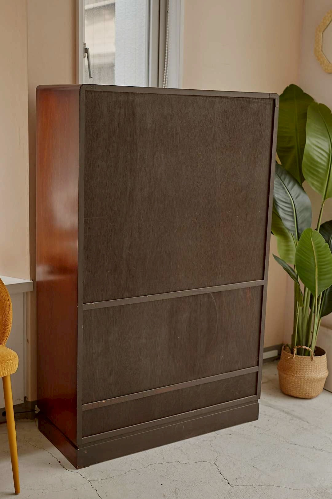 Modern cross glass cabinet