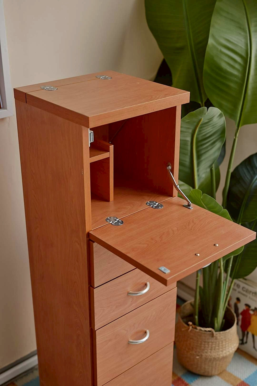 Mirror Cabin Makeup Chest
