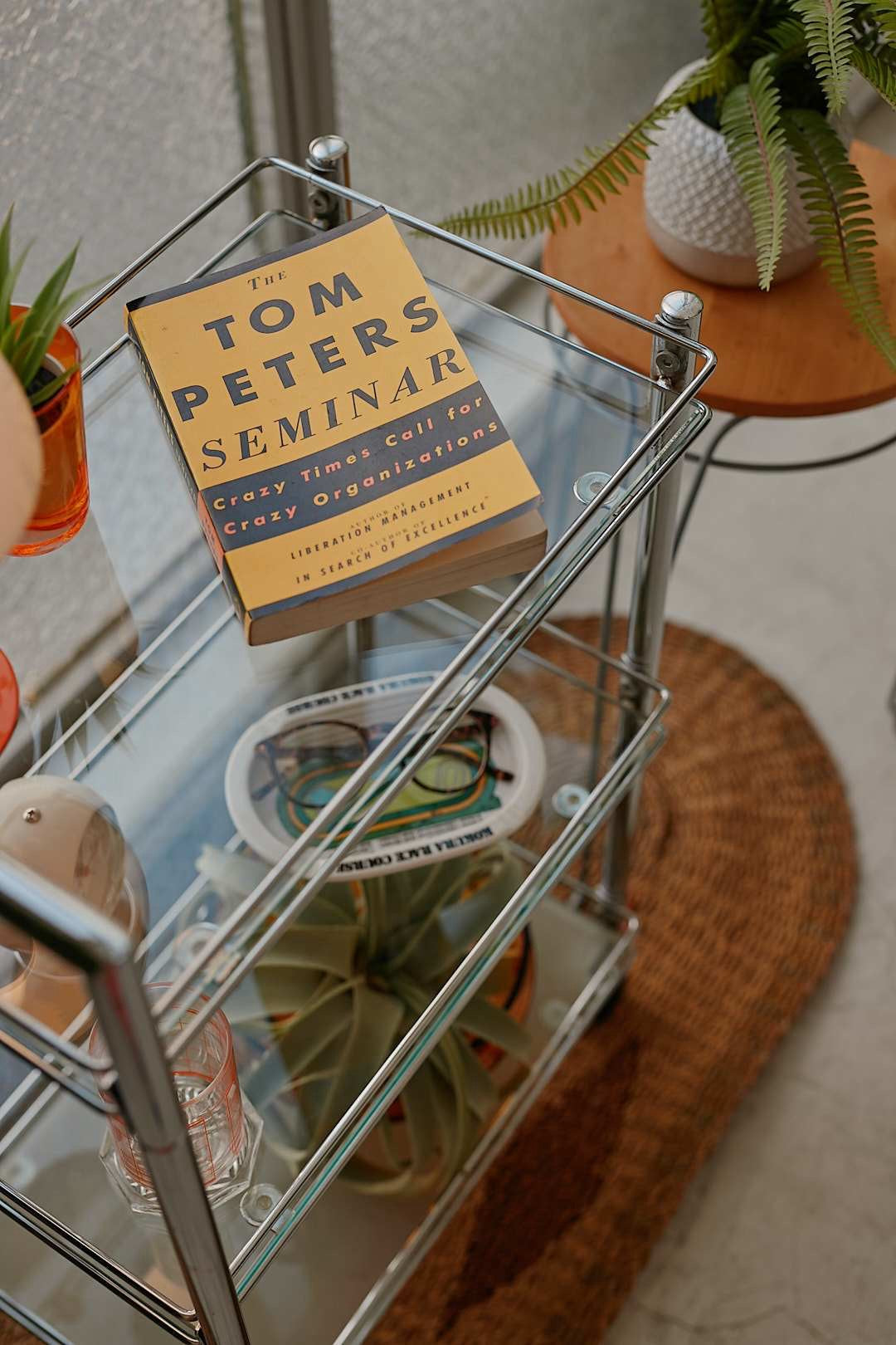 Glass shelf caster wagon