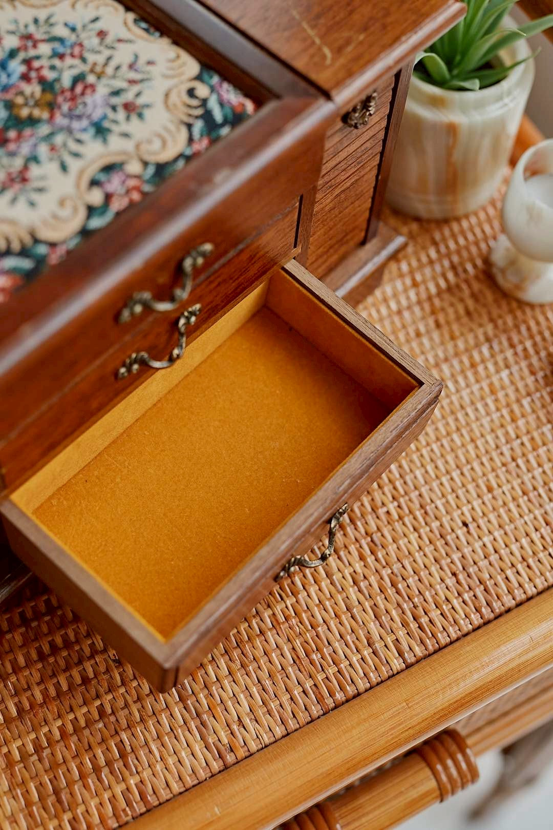 Rose Tapestry Jewel Chest