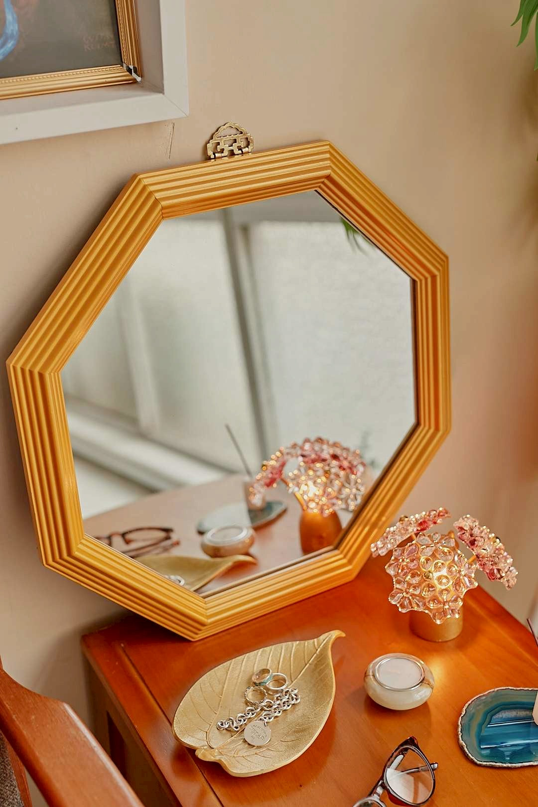 Octagonal gold mirror