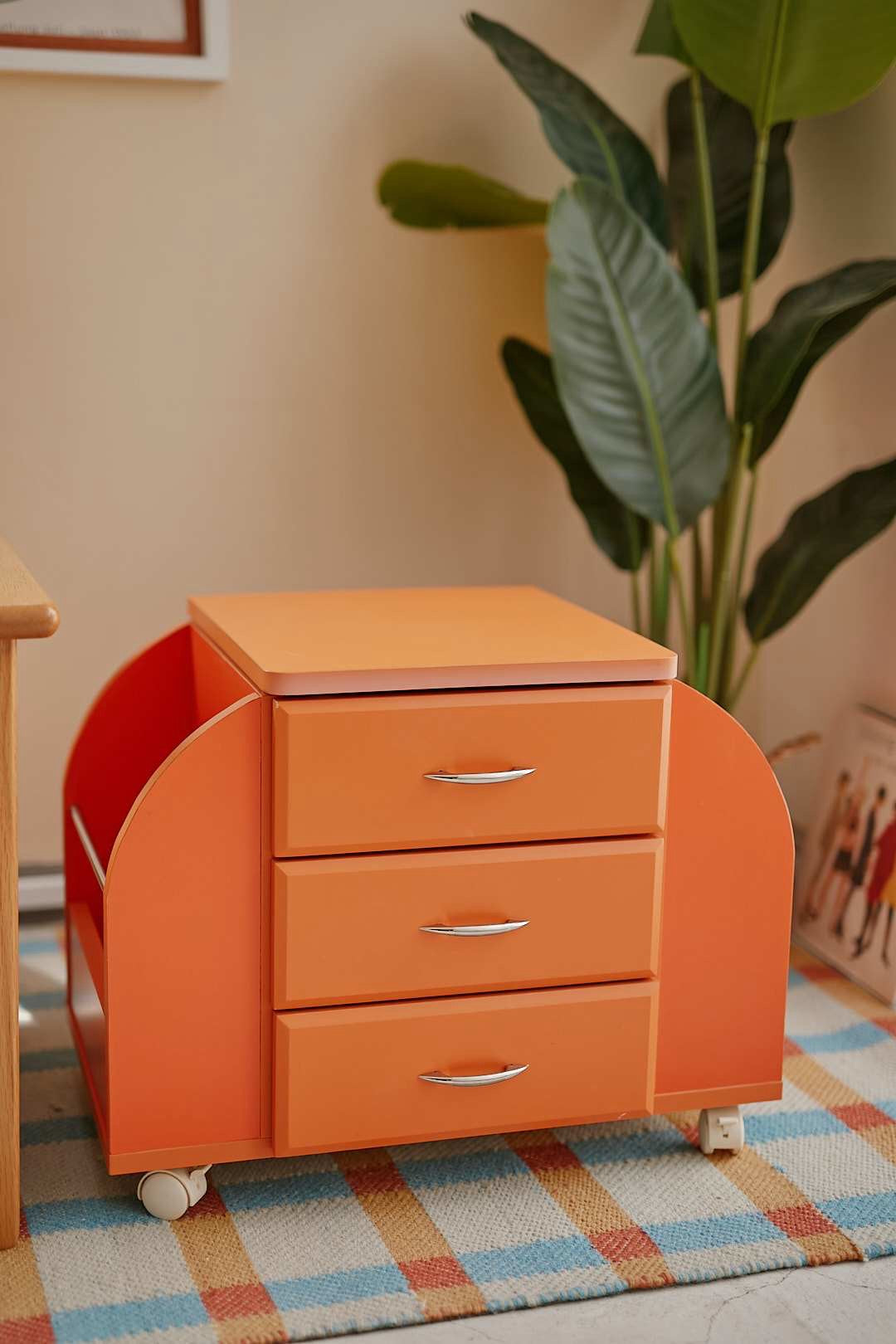 Orange Round Side Wagon