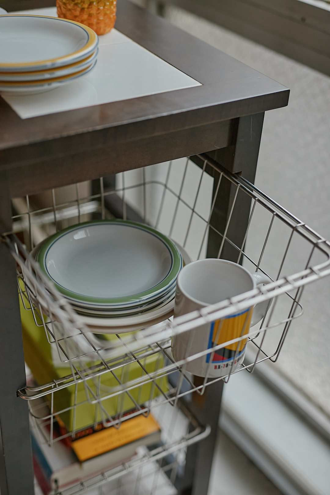 Wire Basket Tile Top Wagon