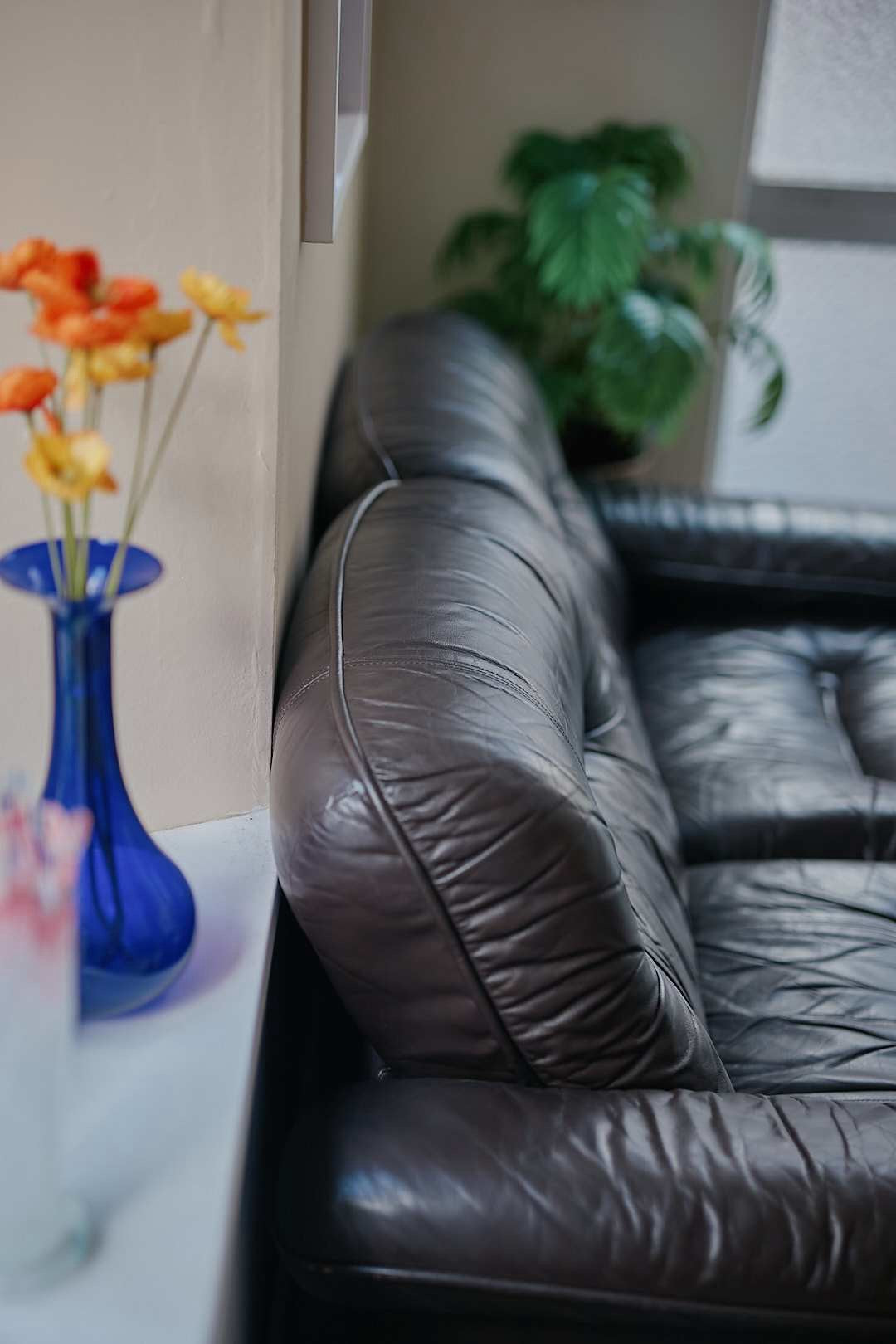 KOSUGA Vintage Leather Sofa