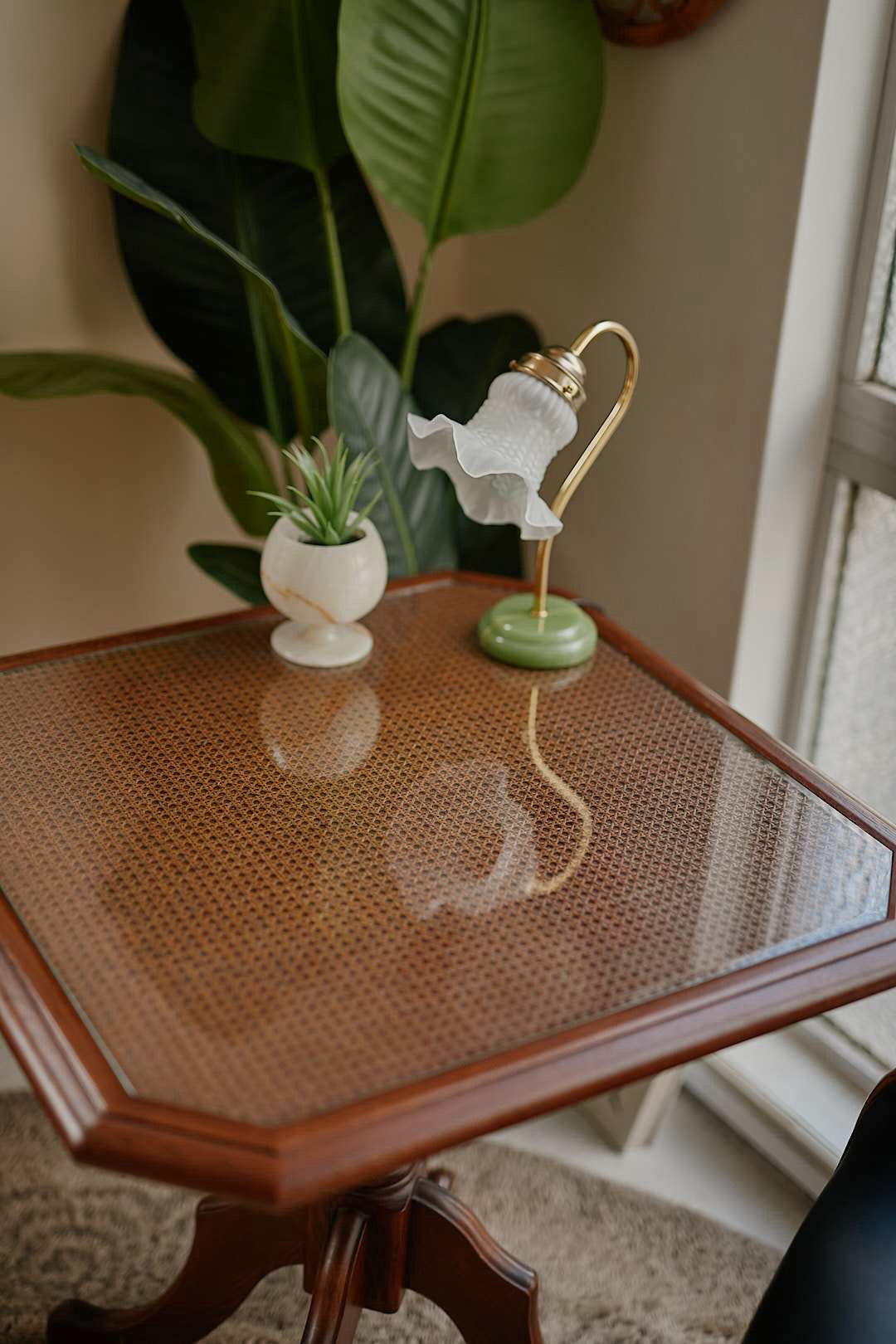 Classic Rattan Table