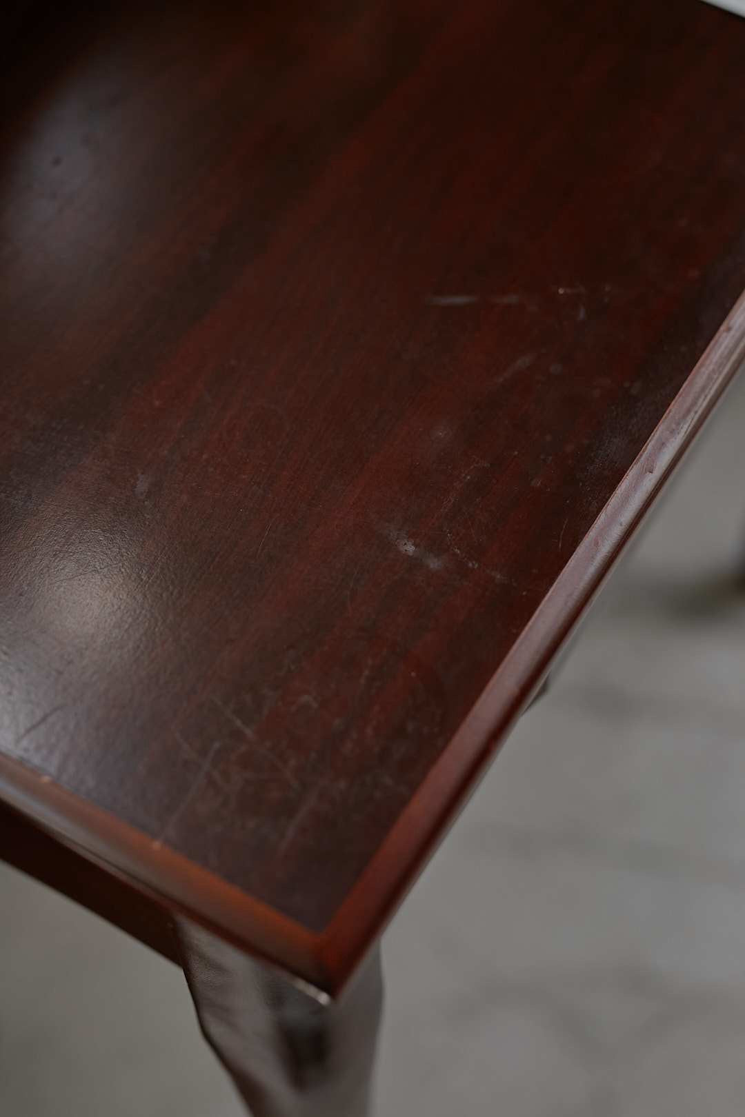 Classical Oval Dresser
