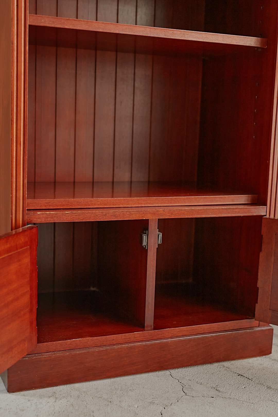 Classic Louver Book Cabinet