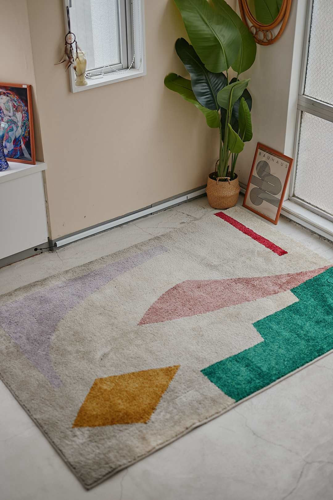 unico 幾何学アートラグ