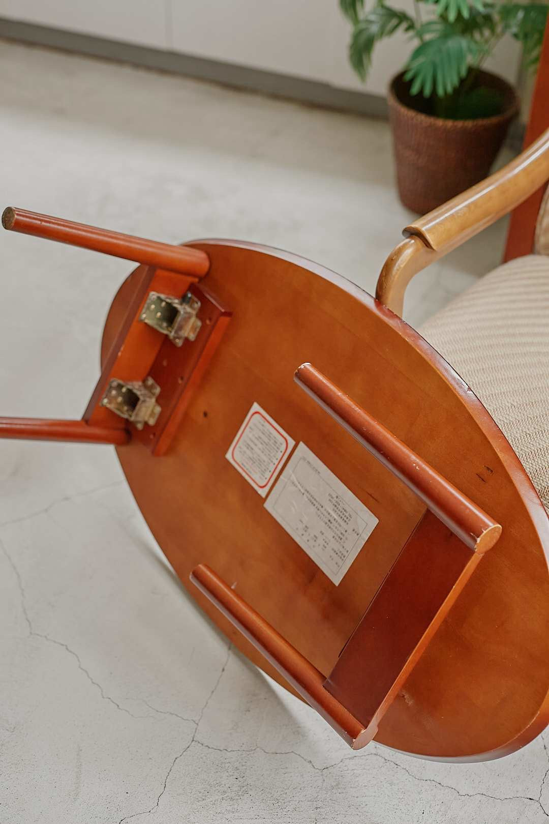Oval Folding Table