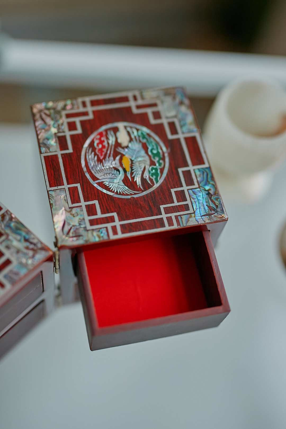 Raden Crane Jewelry Box